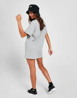 Nike Essential T-Shirt Dress Dames 9 Nike Essential T-Shirt Dress Dames -Dameskledingwinkel jd 356393 c