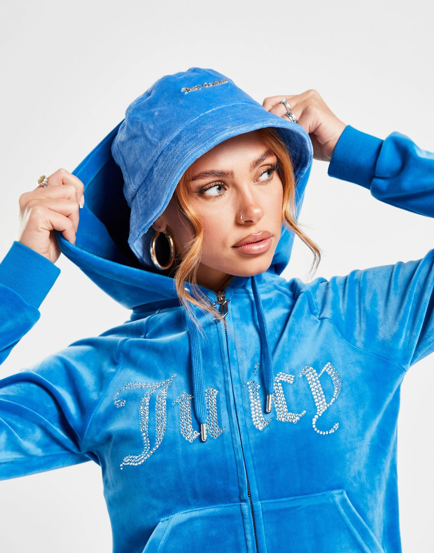 JUICY COUTURE Velour Bucket Hat 3 JUICY COUTURE Velour Bucket Hat