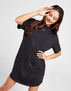 Nike Essential T-Shirt Dress