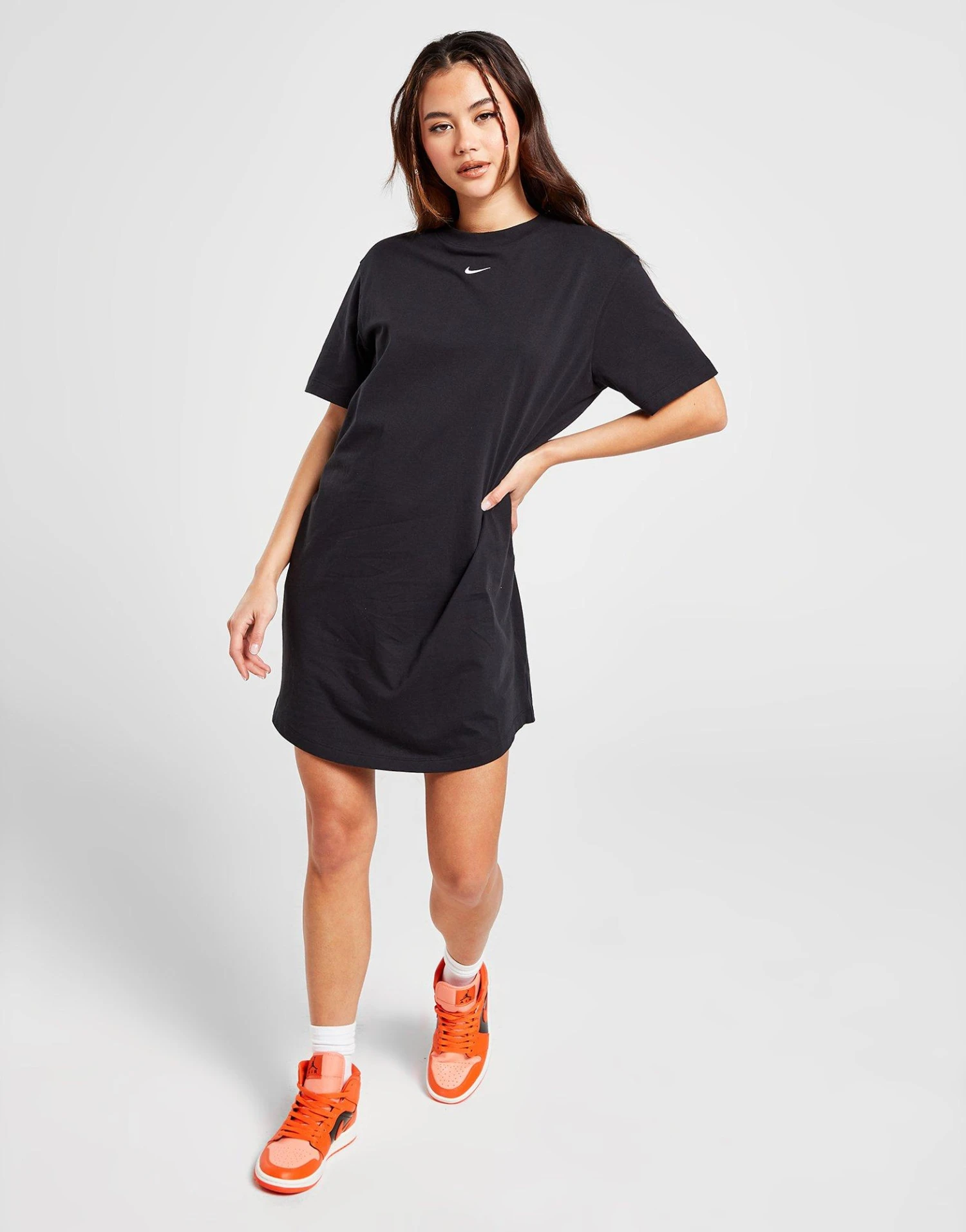 Nike Essential T-Shirt Dress 7 Nike Essential T-Shirt Dress - Afbeelding 5