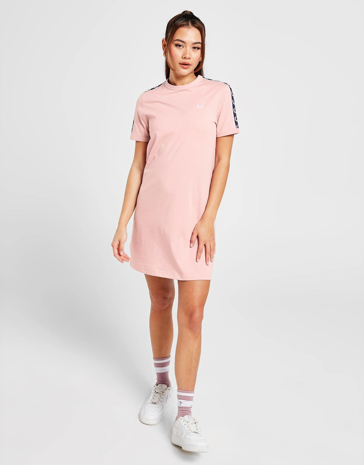 Fred Perry Tape Ringer Dress 4 Fred Perry Tape Ringer Dress - Afbeelding 2