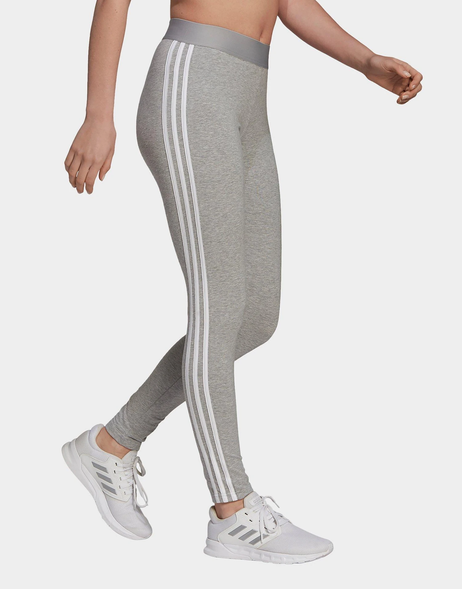 Adidas LOUNGEWEAR Essentials 3-Stripes Legging 4 Adidas LOUNGEWEAR Essentials 3-Stripes Legging - Afbeelding 2