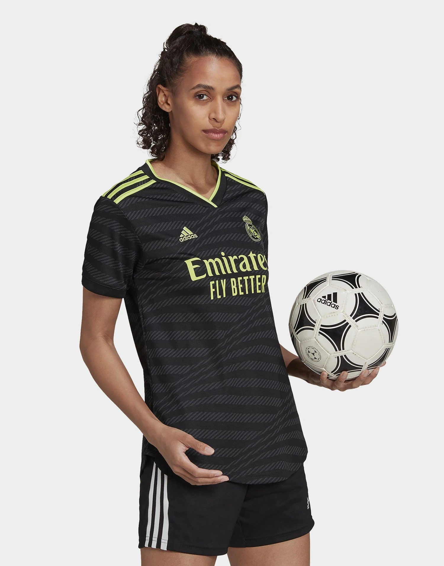 Adidas Real Madrid 22/23 Derde Shirt 4 Adidas Real Madrid 22/23 Derde Shirt - Afbeelding 2